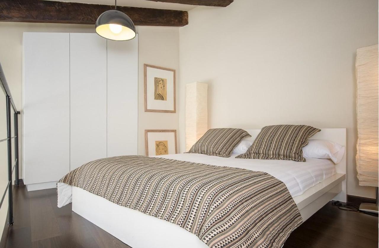 No Turistic Rental, Duplex Penthouse In The Historic Center, Valencia, Ideal For Those Looking To Stay In The City For A Season, Including Professionals And Students 외부 사진