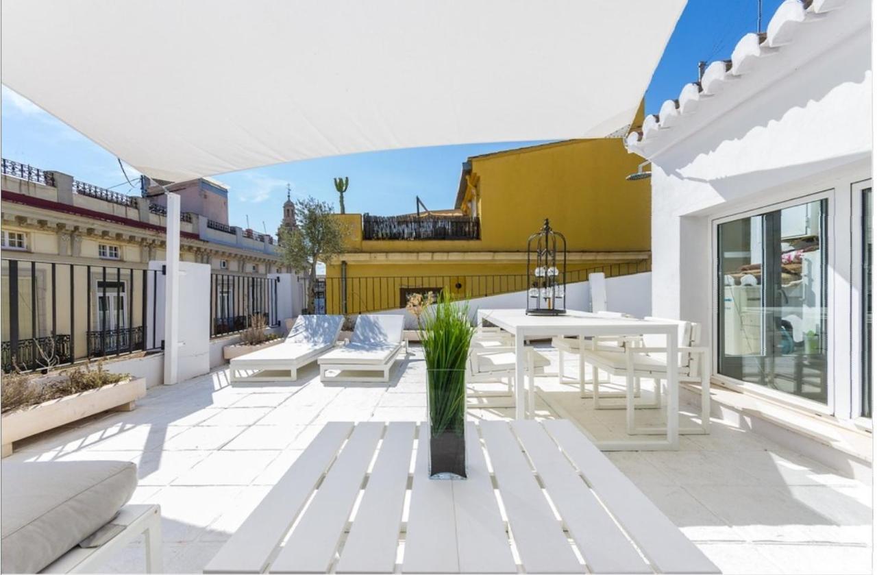 No Turistic Rental, Duplex Penthouse In The Historic Center, Valencia, Ideal For Those Looking To Stay In The City For A Season, Including Professionals And Students 외부 사진