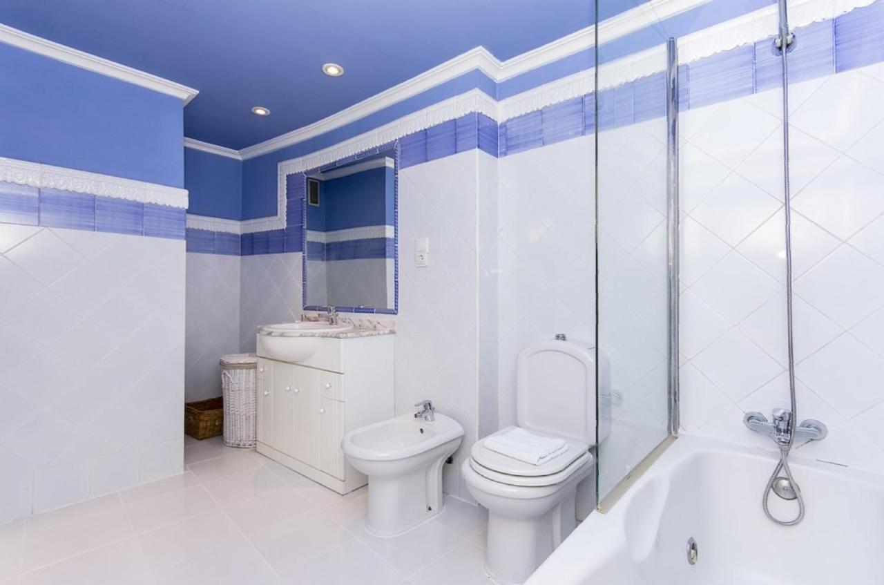 No Turistic Rental, Duplex Penthouse In The Historic Center, Valencia, Ideal For Those Looking To Stay In The City For A Season, Including Professionals And Students 외부 사진